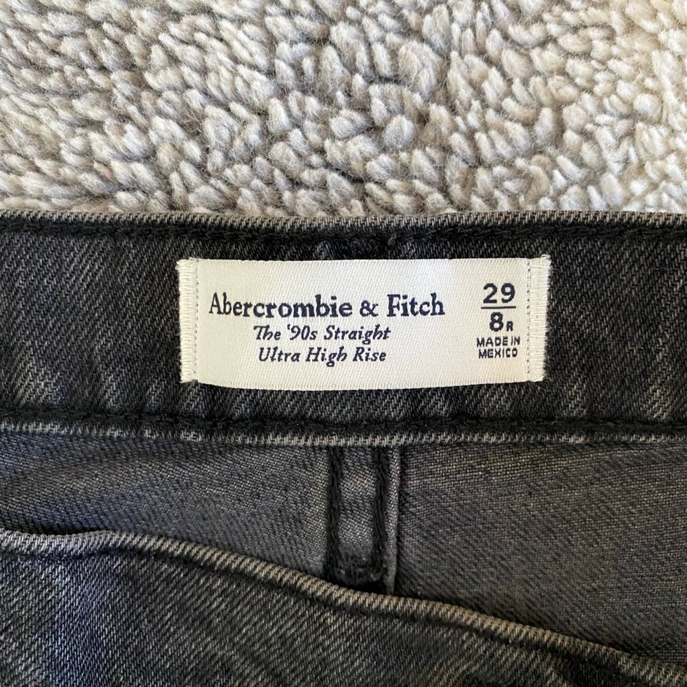 Abercrombie & Fitch Ultra High Rise Jeans
